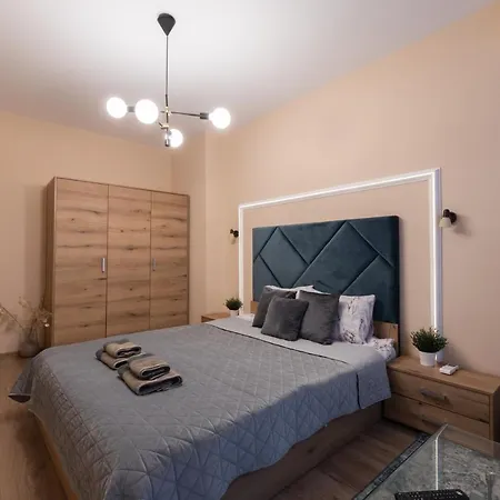 Apartament The Red Point *