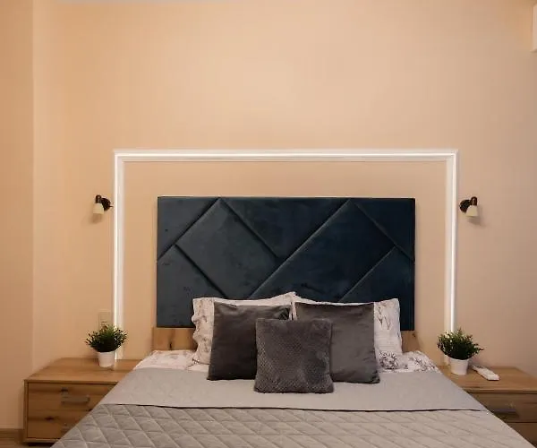 The Red Point Apartman *